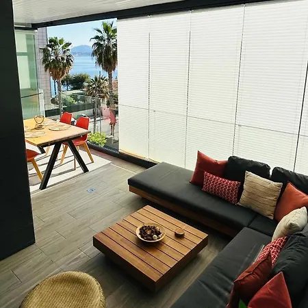 Ii - Sea & Pool View