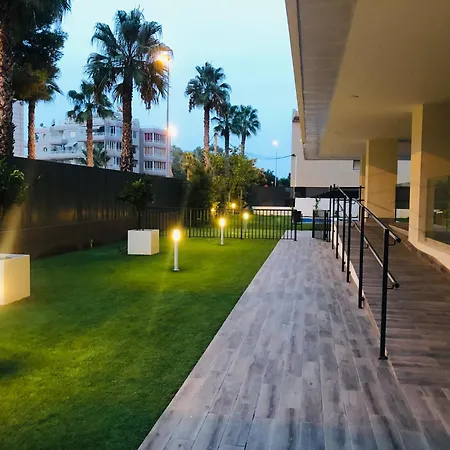 Apartment Ii - Sea & Pool View *